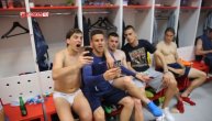 Atmosfera iz Zvezdine svlačionice nakon pobede u derbiju