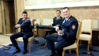 Vojni orkestar svira "Pukni zoro" na prijemu u Predsedništvu Srbije