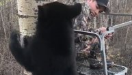 Lovac preživeo bliski susret sa medvedom