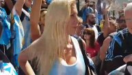 Argentinska navijačica ostavlja bez daha