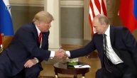 Čiji je stisak bio jači? Rukovali se Tramp i Putin