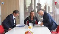 Mogerini, Tači i Vučić tokom pregovora