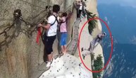 Čovek se otkačio sa litice visoke 2 kilometra i skočio u smrt