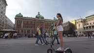 Razor električna vozila stigla su u Srbiju: Testirali smo električni trotinet, ovo su naši utisci