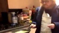 O, kako se prevarila! Gospođa je mislila da je majstor za okretanje palačinki, a onda je završila na podu