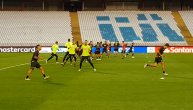 Trening Napolija na Marakani pred Zvezdu