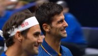 Novak Đoković "upucao" Federera u leđa