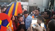 Navijači Rumunije opkolili selektora