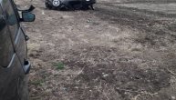 Stravični prizori na mestu gde je Darko Lazić sleteo sa puta: Delovi automobila razbacani po njivi