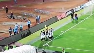 Grobari izviždali igrače koji su otišli u svlačionicu bez pozdrava, Stojković im se izvinjavao
