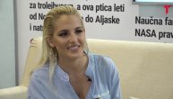 Sara Reljić na Telegrafovom štandu na Sajmu medija