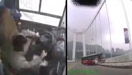 Vozač se pobio sa putnicom a onda je ceo autobus pao sa mosta