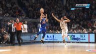 Gordić ubacio loptu u koš sa pola terena!