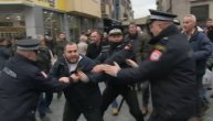 Snimak hapšenja čoveka koji se sukobio sa policijom u Banja Luci