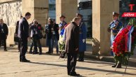 Putin i Vučić položili vence na Groblju oslobodilaca