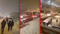Potpuni kolaps zbog snega u Beogradu, putnicima u autobusu rekli da idu peške