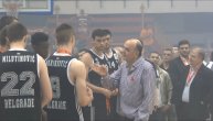 Duško Vujošević rekao igračima da ostanu na parketu dok košarkaši Zvezde ne prime medalje