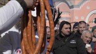 Zvanično je: Srbin ima najdužu kobasicu!