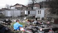 Bube, pacovi, smeće: Ovako izgleda život u kontejnerskom naselju u Beogradu