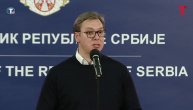 Vučić garantovao novinarima da ih niko neće tući