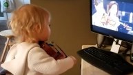 Juče skinula pelene a danas već uči da svira violinu