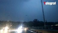 Noć u Beogradu usred dana! Nevreme "pogasilo" sva svetla po ulicama
