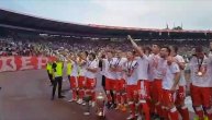 Fudbaleri Zvezde pevali uglas sa navijačima na proslavi titule