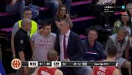 Navijač Zvezde vređao sve redom, a onda je Tomić intervenisao
