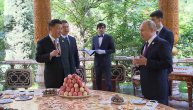 Srećan rođendan! Putin iznenadio Si Đinpinga sladoledom, a tu je bio i čaj