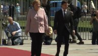 Merkelova se tresla na dočeku ukrajinskog predsednika