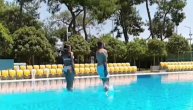 Ivana Španović i na bazenu vežba skakanje