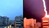 Zastrašujuće nevreme u Solunu: Grom udario u zgradu i spržio je