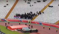 Navijači Srbije organizovano protiv Ukrajine