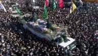 Stao je ceo Iran, desetine hiljada ljudi u crnom žale za Sulejmanijem