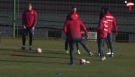 Dejan Stanković pokazao kako pimpluje i šutira na prvom treningu u Zvezdi