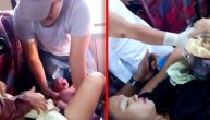 Prvi plač usred busa! Muž se oduzeo, žena se porodila uz pomoć putnika