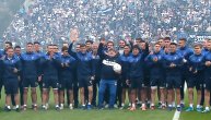Kakav doček za Maradonu! "Zapaljeni" stadion za kralja fudbala