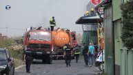 Buknuo požar u fabrici toalet papira u Surčinu