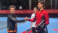 Nole plakao od smeha pored "brata" Japanca