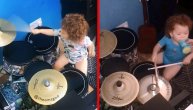 Ima samo dve godine, a svira bubnjeve kao profesionalac