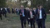 Delegaciju Mančestera dovode na stadion Partizana kroz šumu