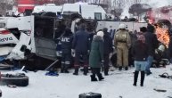 Slike sa mesta tragedije u Rusiji: 19 ljudi poginulo kada je autobus pao sa mosta