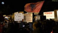 Protest u Tirani, građani uzvikuju "Kosovo je srce Albanije"