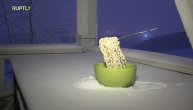 Bio je gladan, a onda je ostao bez ručka: Nudle se smrzle na nemogućih -50°C