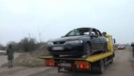 Odvoženje automobila u kojem su pronađena tela žandarma i devojke