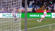 Poslednja šansa na "večitom" derbiju, ali Ivanić pogađa samo spoljni deo mreže