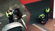 Policija oborila starca koji je prekršio izolaciju, hteli da hapse ženu zbog protesta