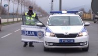 Jake kontrole policijskog časa: Zaustavljaju se vozila i kontrolišu pešaci