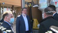 Vučić u Novom Pazaru uručio respiratore za bolnicu