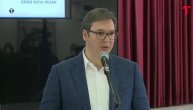 Vučić: U Novom Pazaru korona virusom zaraženo troje dece, igrali su domine sa starijima